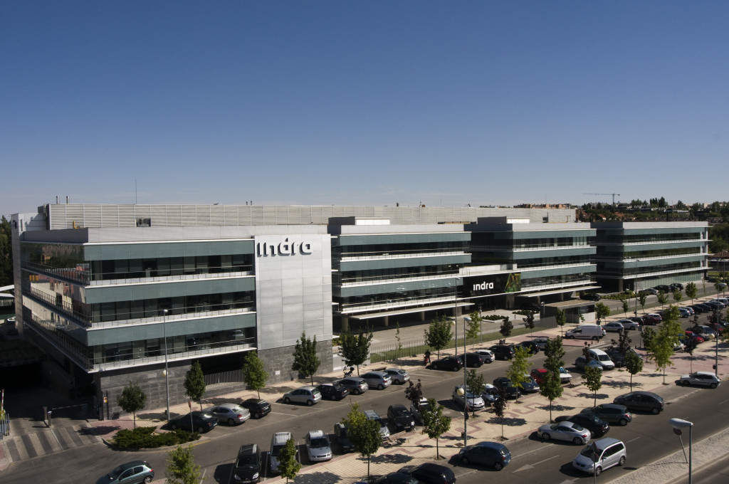 Sede de Indra, empresa contratista del Estado en materia de seguridad y defensa. Crédito: Wikipedia